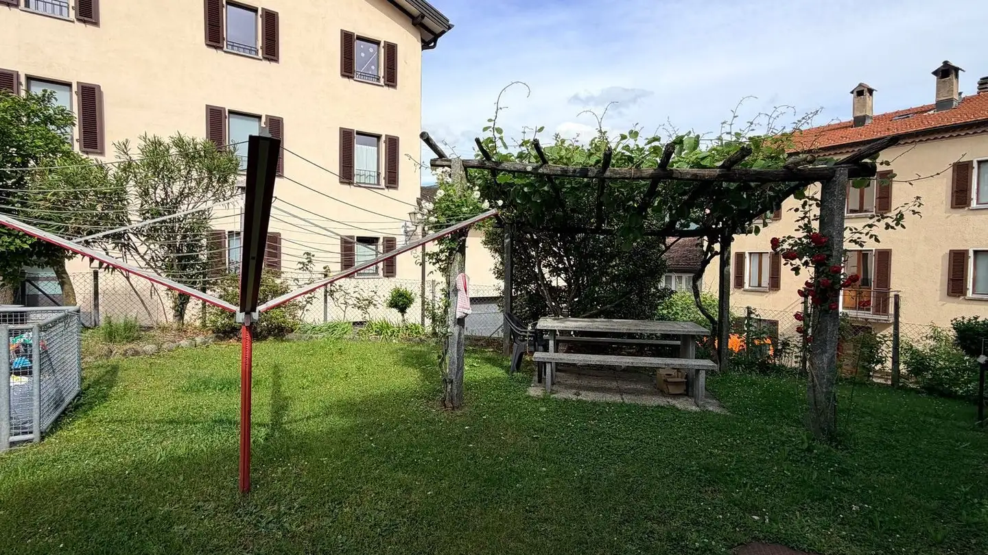 Apartment for rent - Via Sotto Dangio 5, 6949 Comano - Photo 2