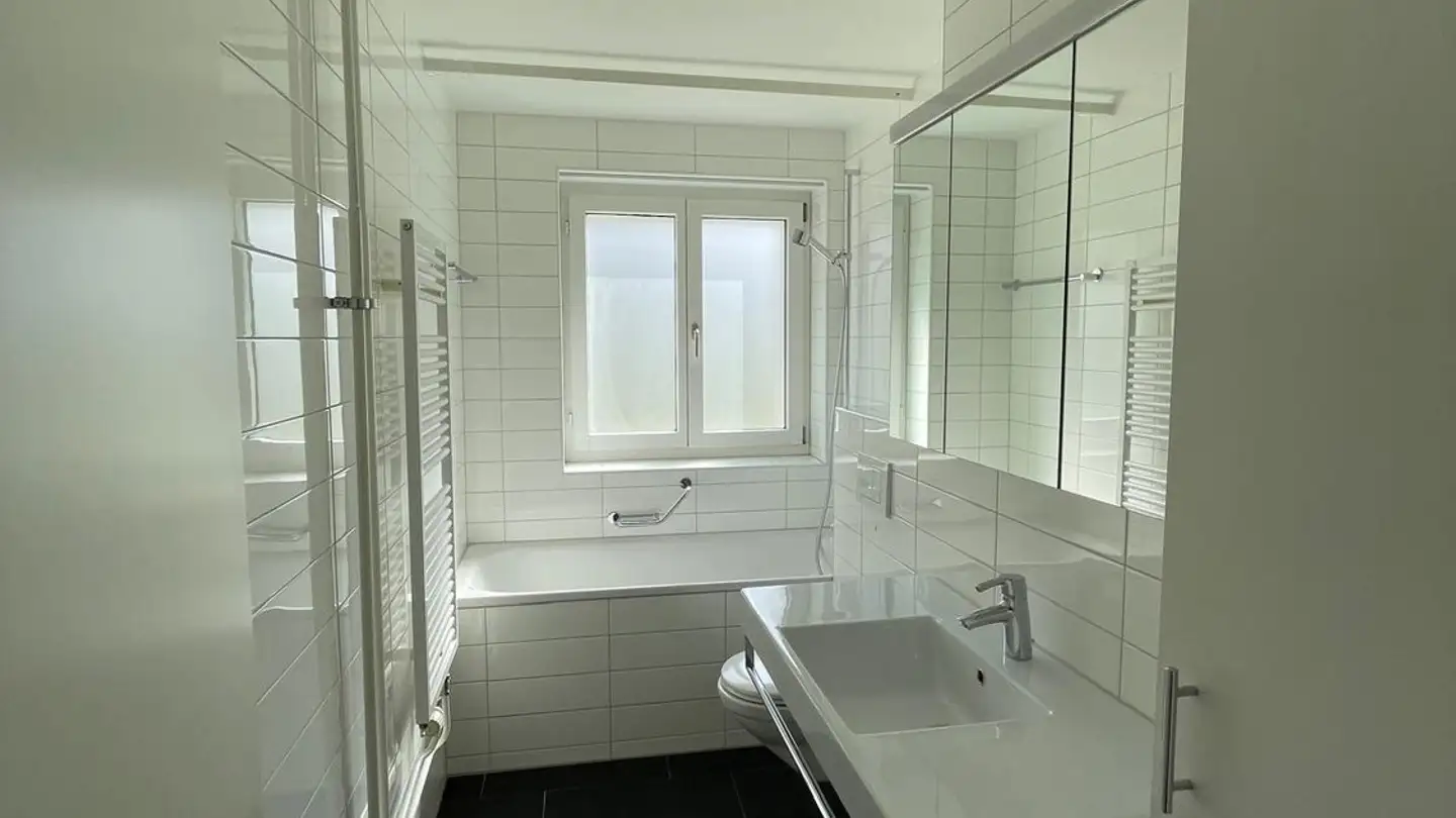 Appartamento in affitto - Im Heuried, 8055 Zürich - Photo 4