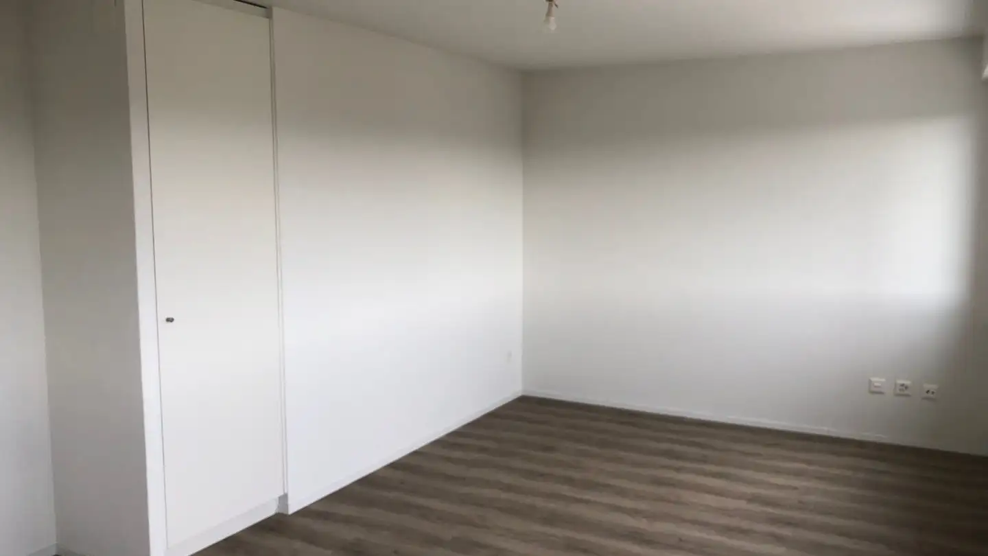 Wohnung mieten - Rue Du Vignoble 66, 2087 Cornaux NE - Foto 3