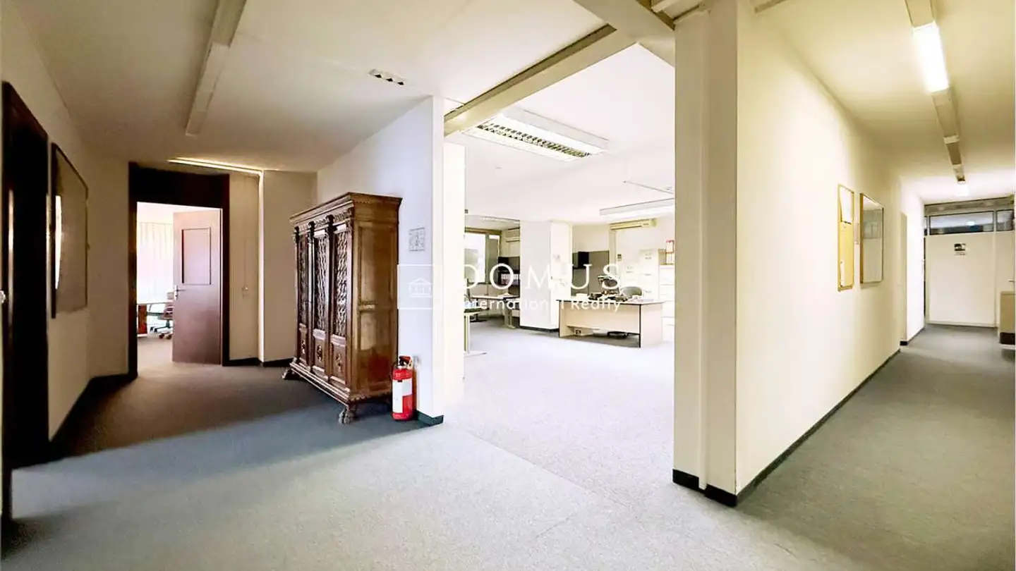 Bureau à louer - Corso San Gottardo 0, 6830 Chiasso
