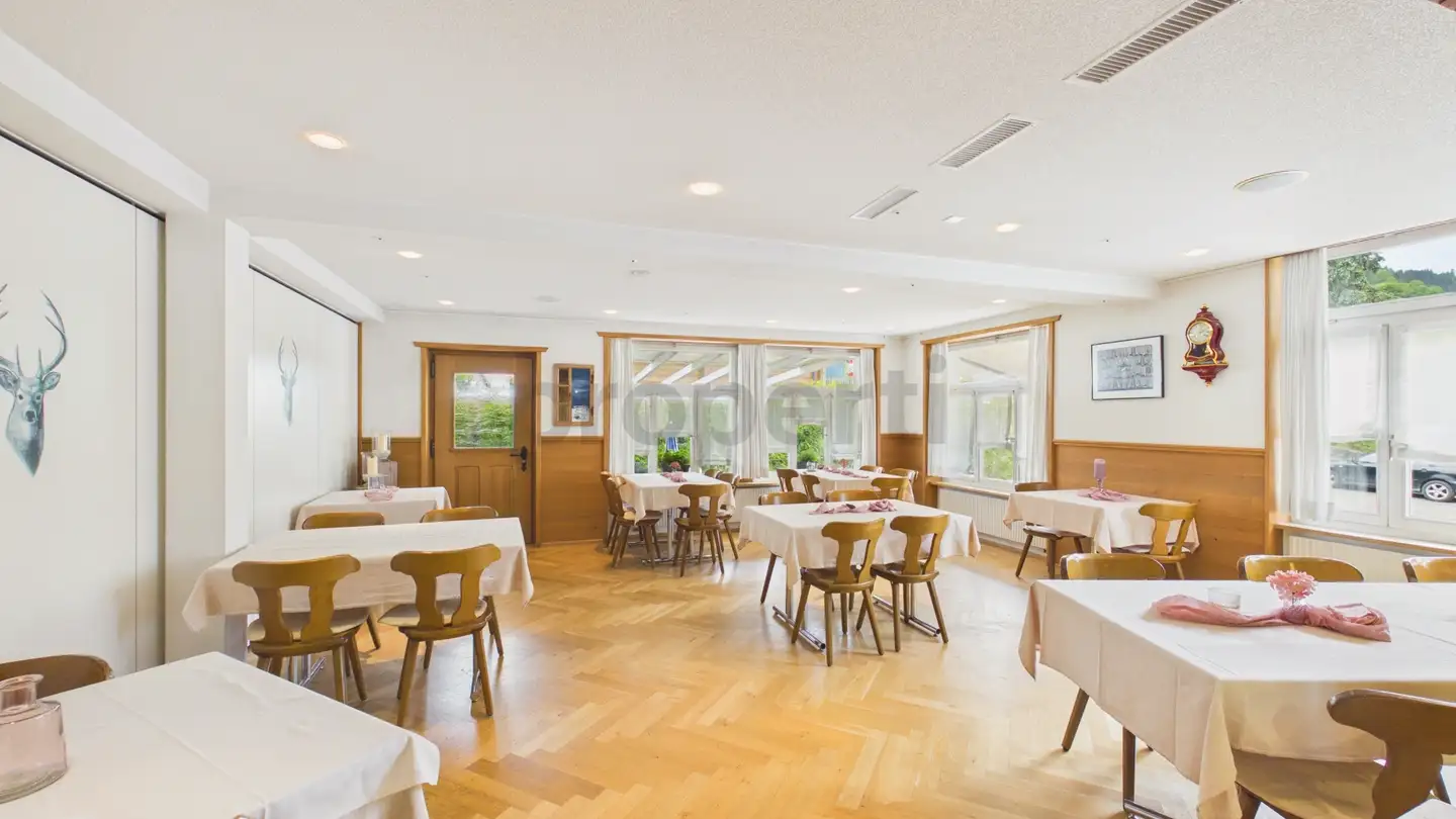 Hotel kaufen - 3753 Oey
