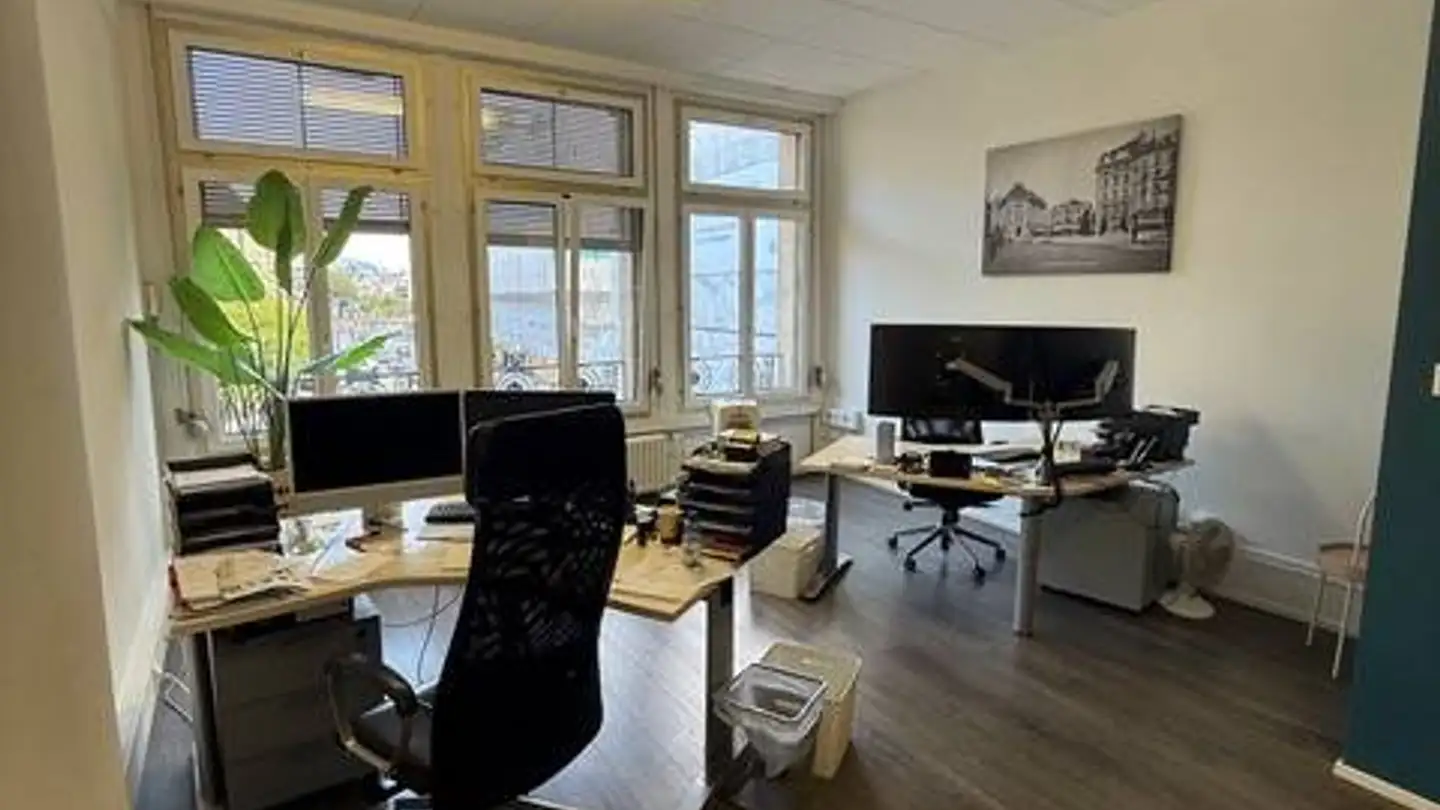 Commercial à louer - Rue Du Grand-Chêne 2, 1003 Lausanne