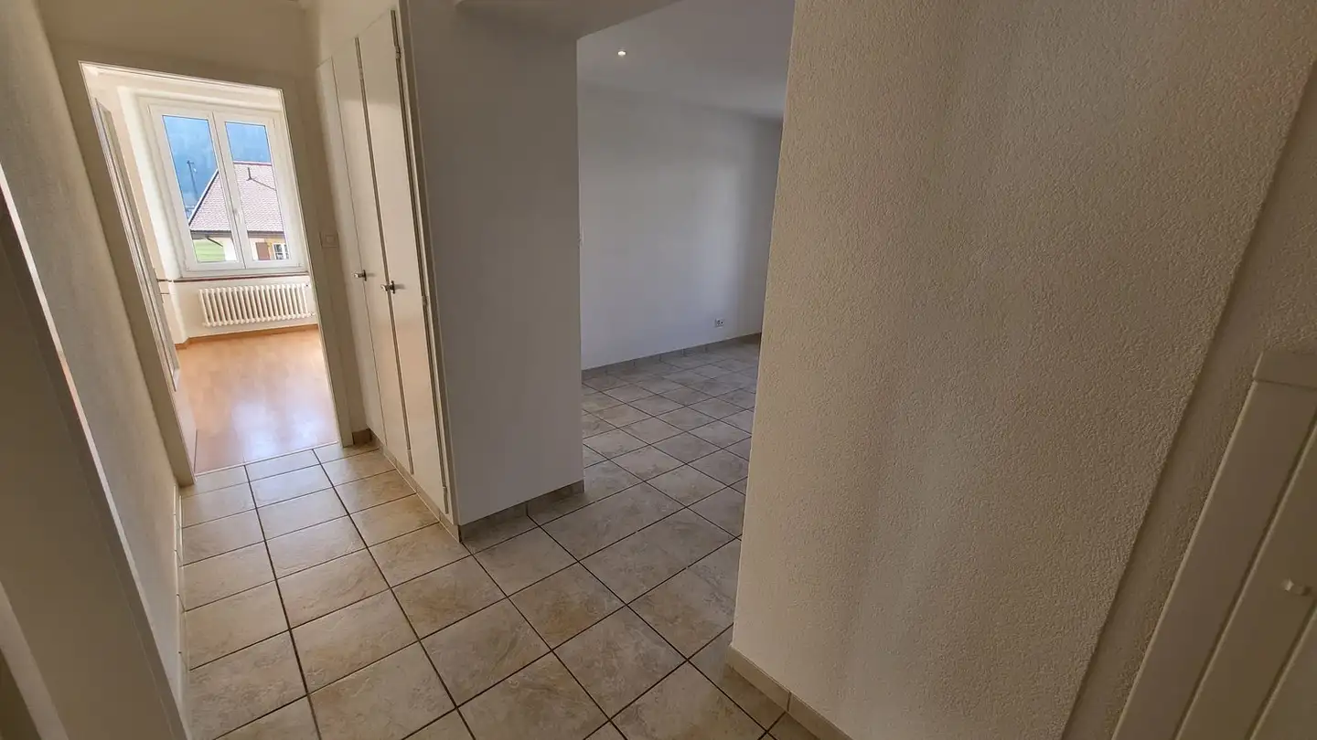 Apartment for rent - Place De La Gare 2, 2103 Noiraigue - Photo 4