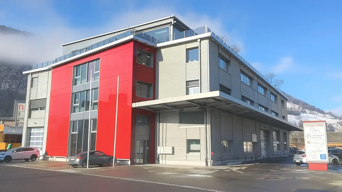 Office space for rent - Seewenstrasse 11, 6440 Brunnen