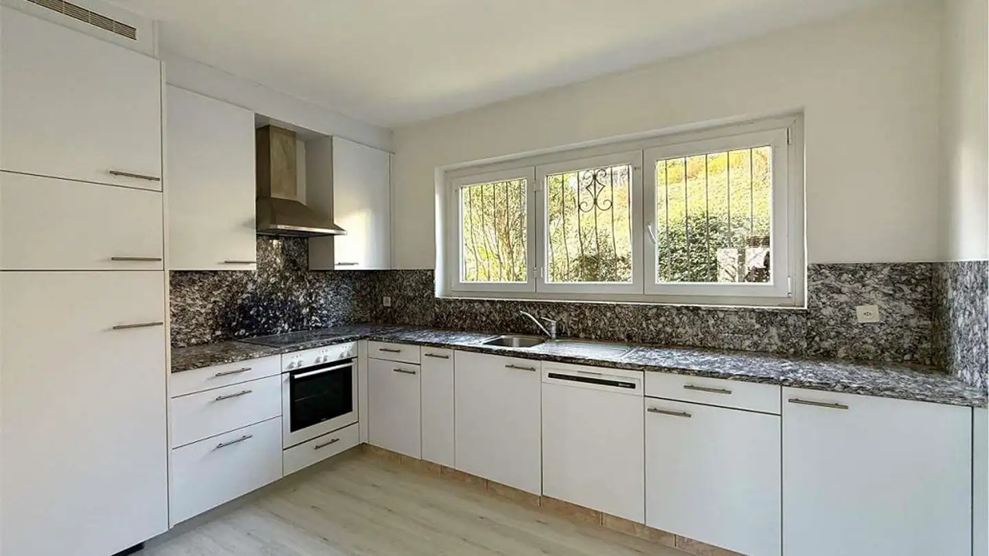 Wohnung mieten - Via Tavernola, 6949 Comano - Foto 3