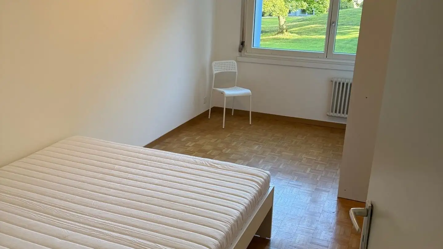 Single room for rent - 8117 Fällanden