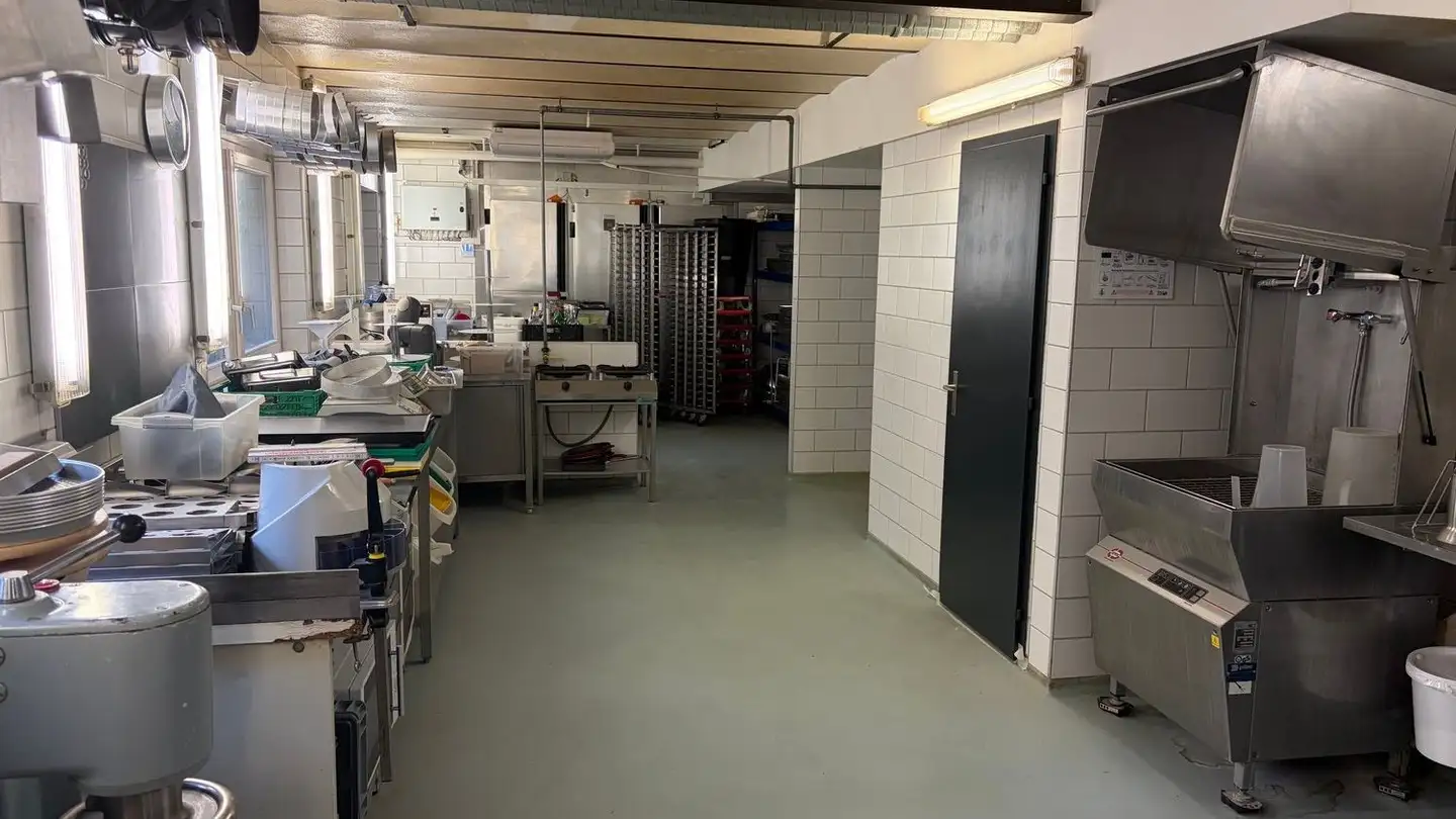 Gewerbe mieten - Kirchstrasse 192, 3084 Wabern