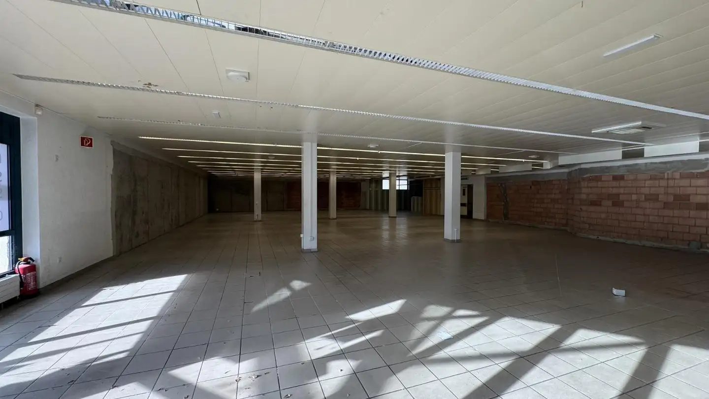 Commerciale in affitto - Rue Du 23-Juin 40, 2822 Courroux - Foto 3