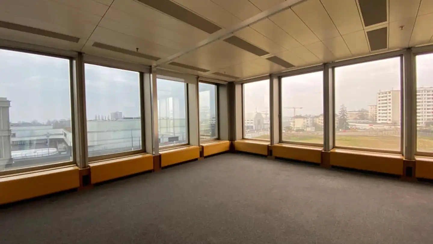 Gewerbe mieten - Route Des Flumeaux, 1008 Prilly - Foto 3