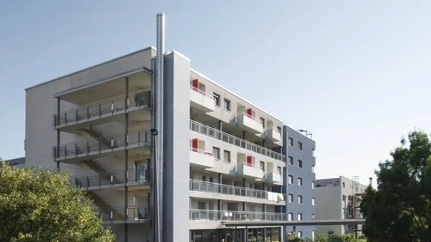 Überdachter Parkplatz mieten - Avenue Du Silo 10, 1020 Renens VD