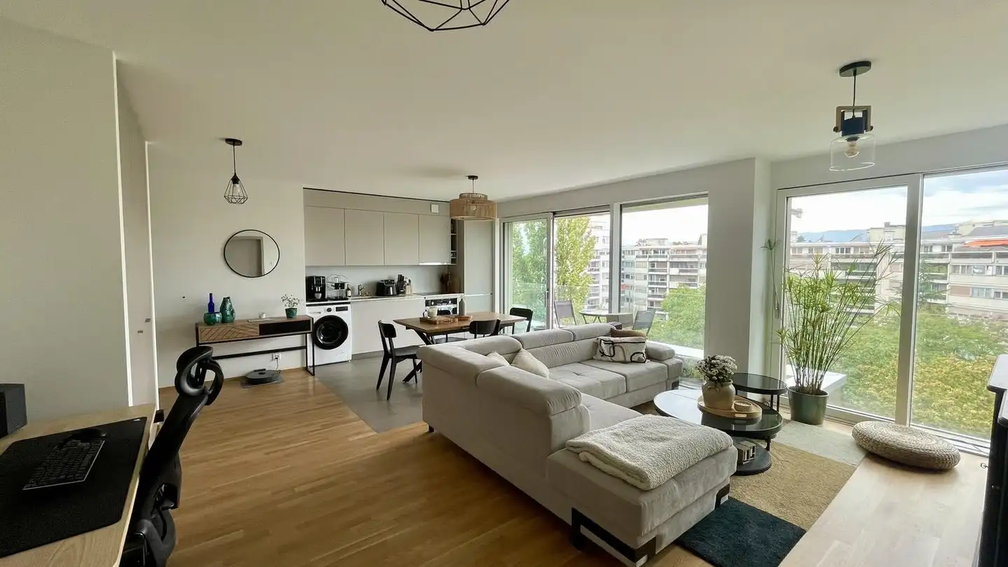 Apartment for rent - 1225 Chêne-Bourg - Photo 2