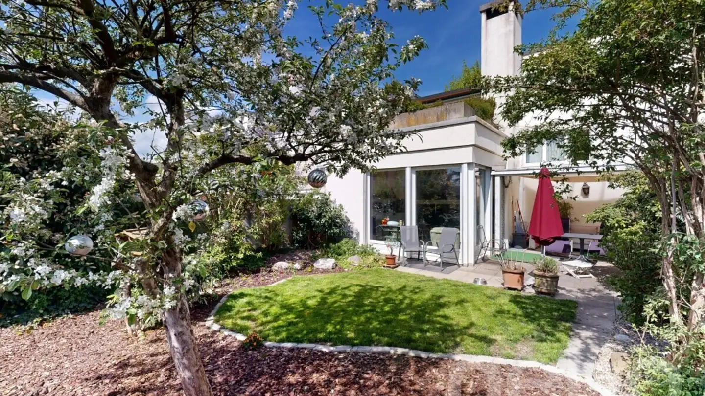 Row house for sale - 8103 Unterengstringen