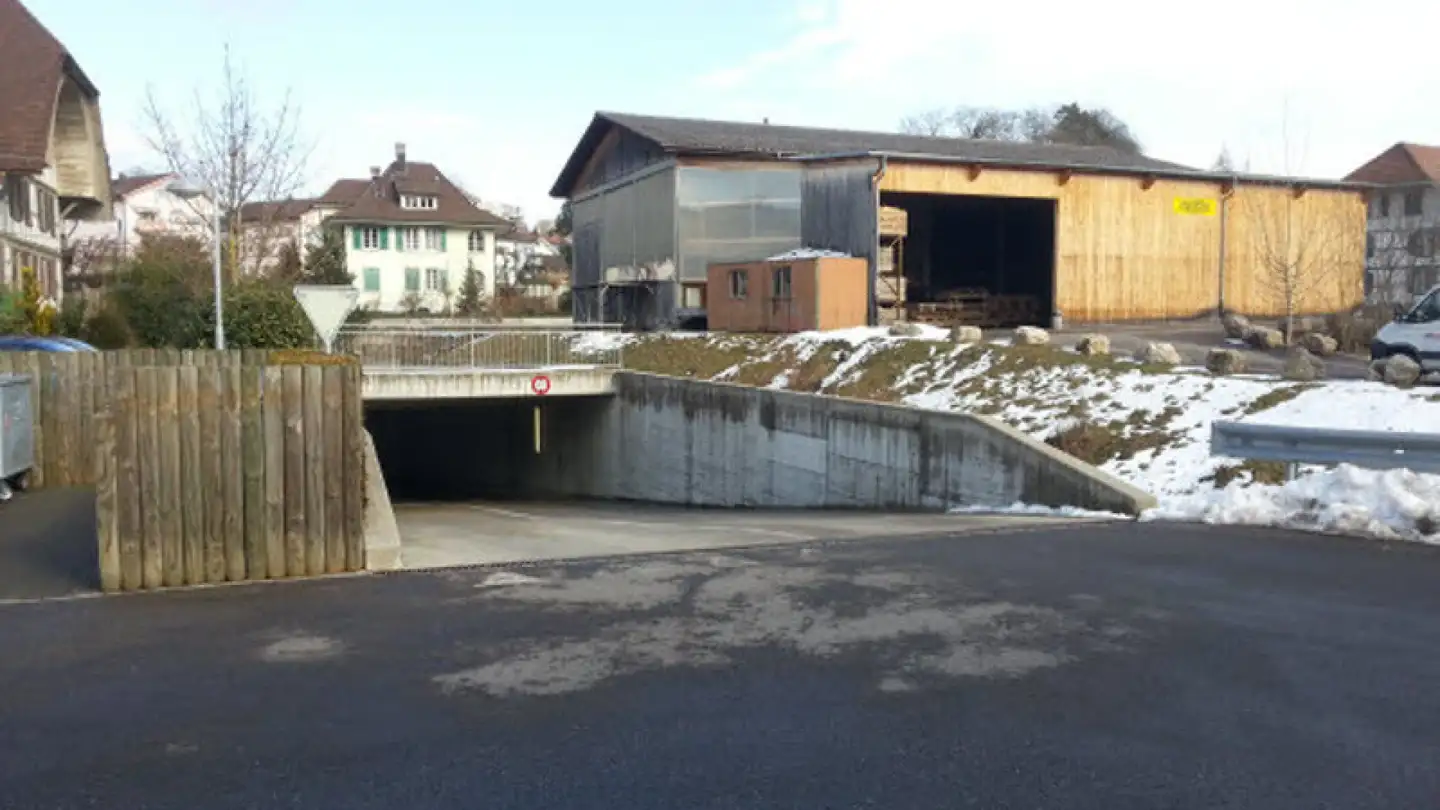 Parcheggio sotterraneo in affitto - Sägeweg, 3250 Lyss - Photo 3
