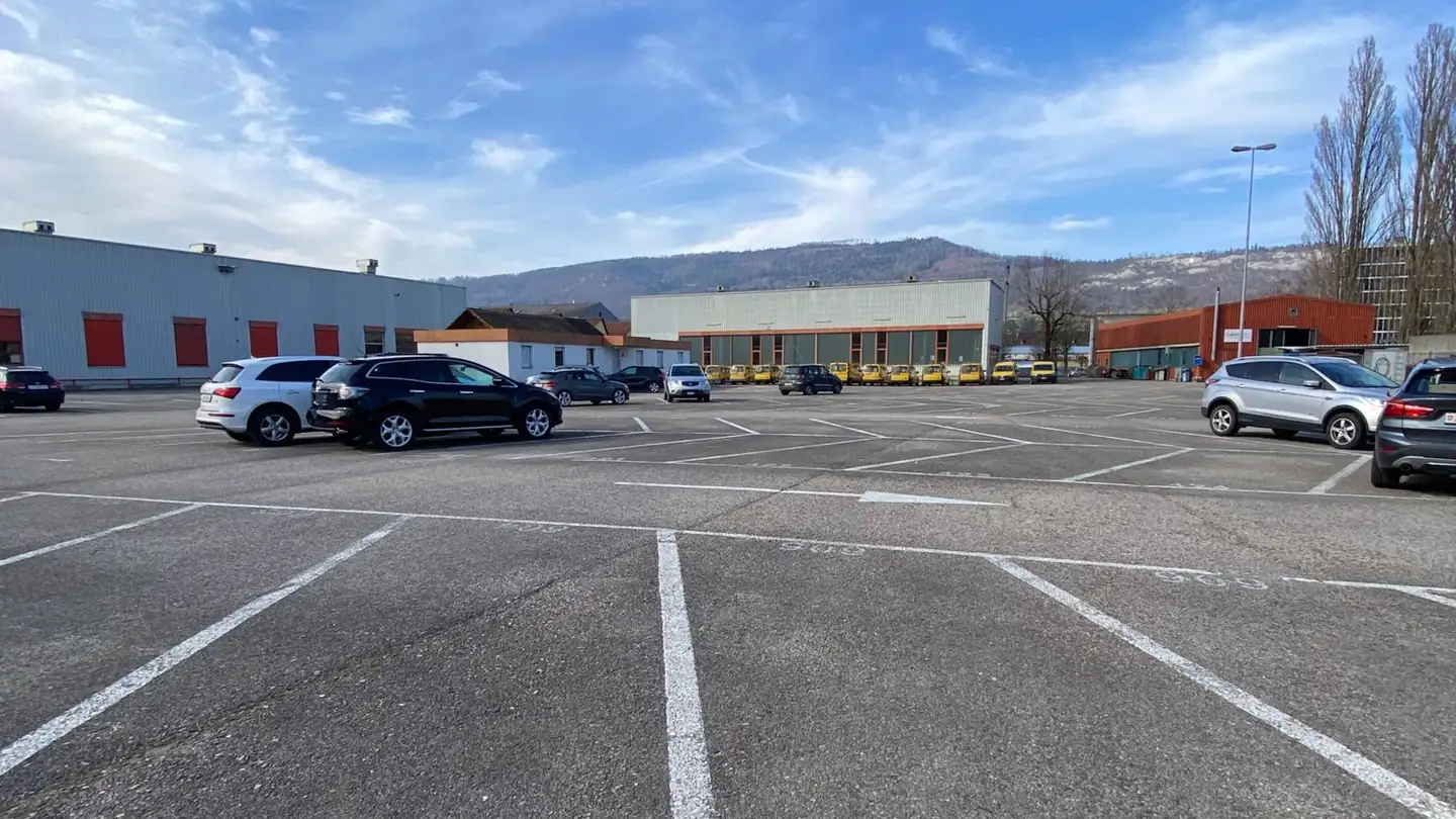 Outdoor parking space for rent - Rue Emile-Boéchat 5, 2800 Delémont