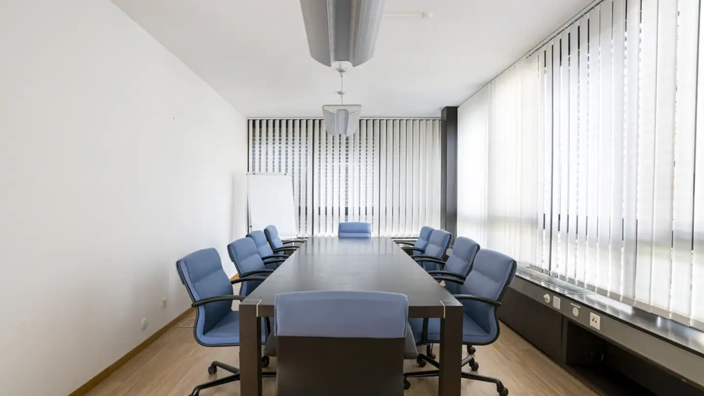 Office space for rent - 6830 Chiasso - Photo 2