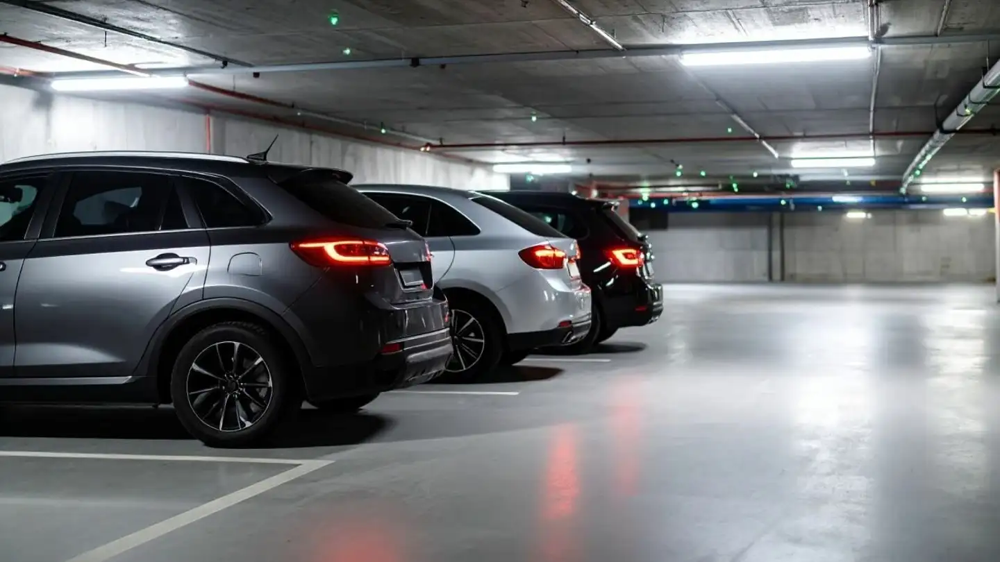 Outdoor parking space for rent - Rue Du Simplon 19, 1880 Bex