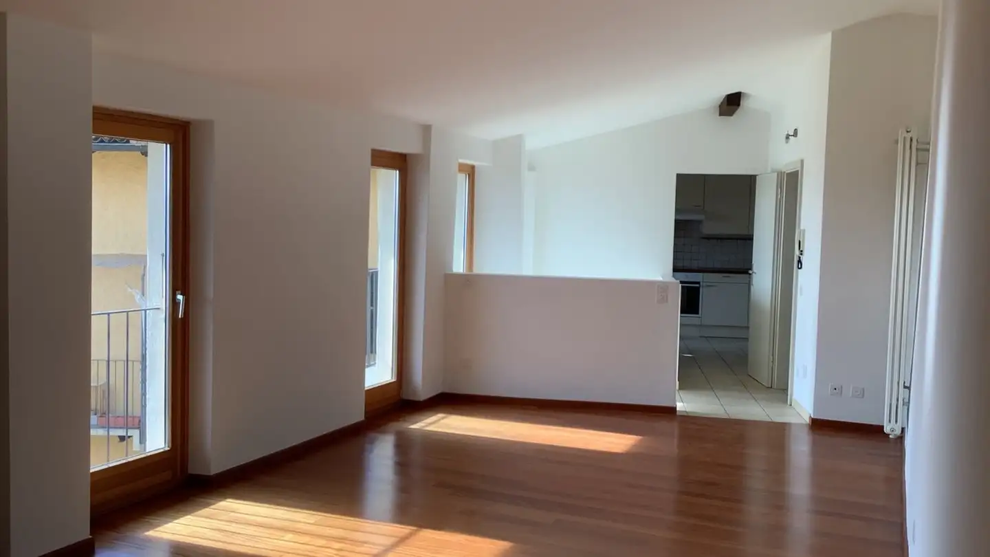 Wohnung mieten - Via Nevell 2, 6874 Castel San Pietro