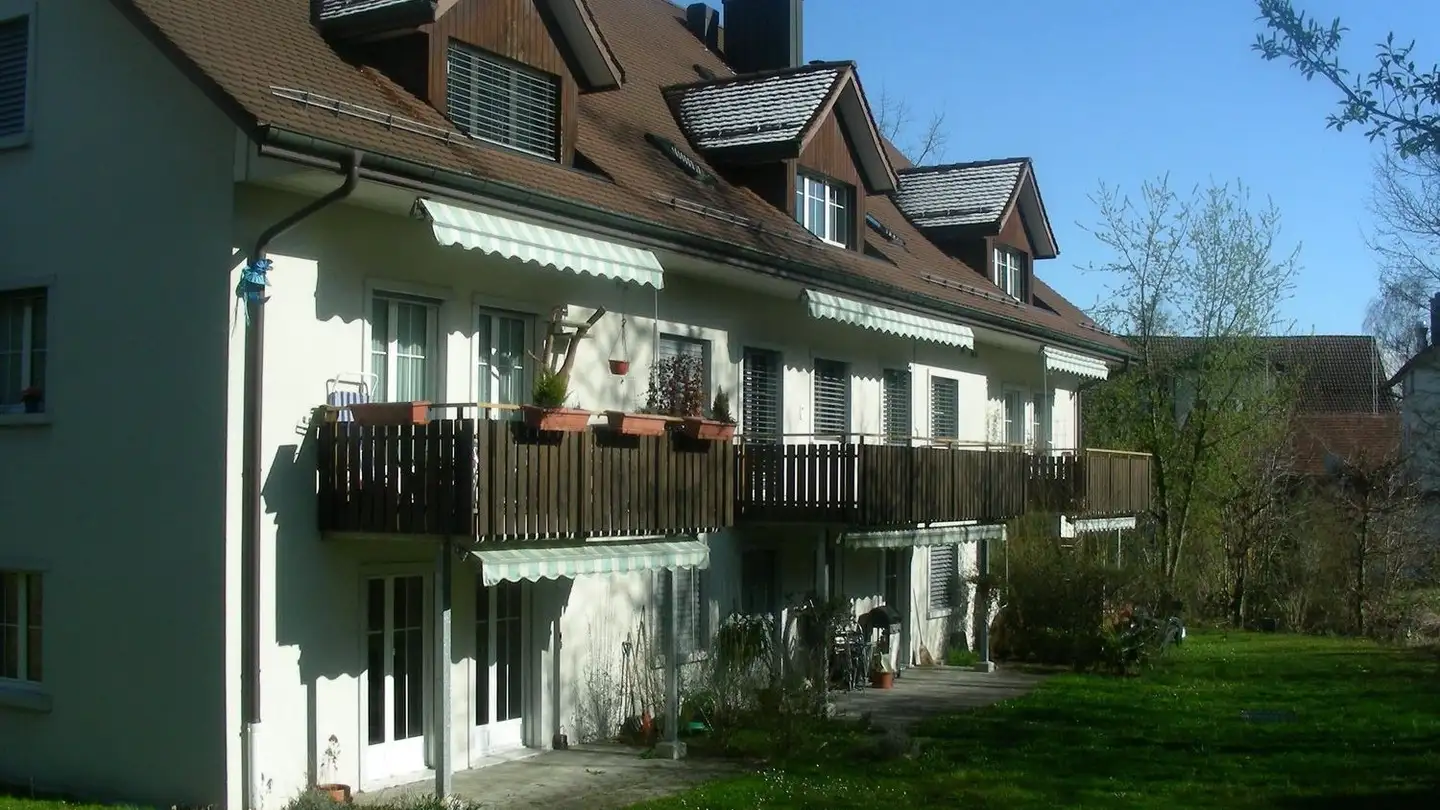 Appartement à louer - Schulstrasse 4, 8132 Egg b. Zürich
