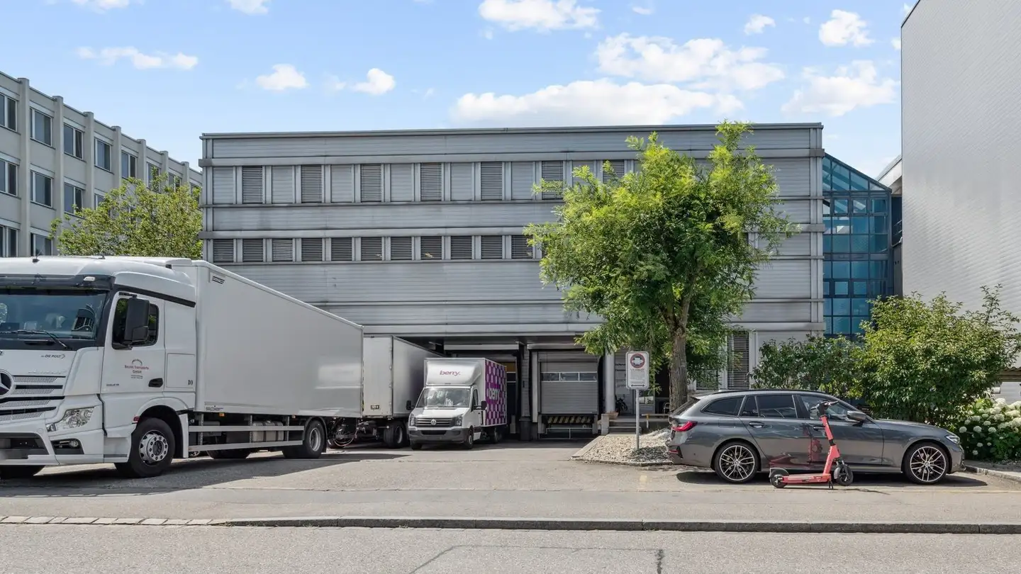 Commercial à louer - Europa-Strasse 19, 8152 Glattbrugg