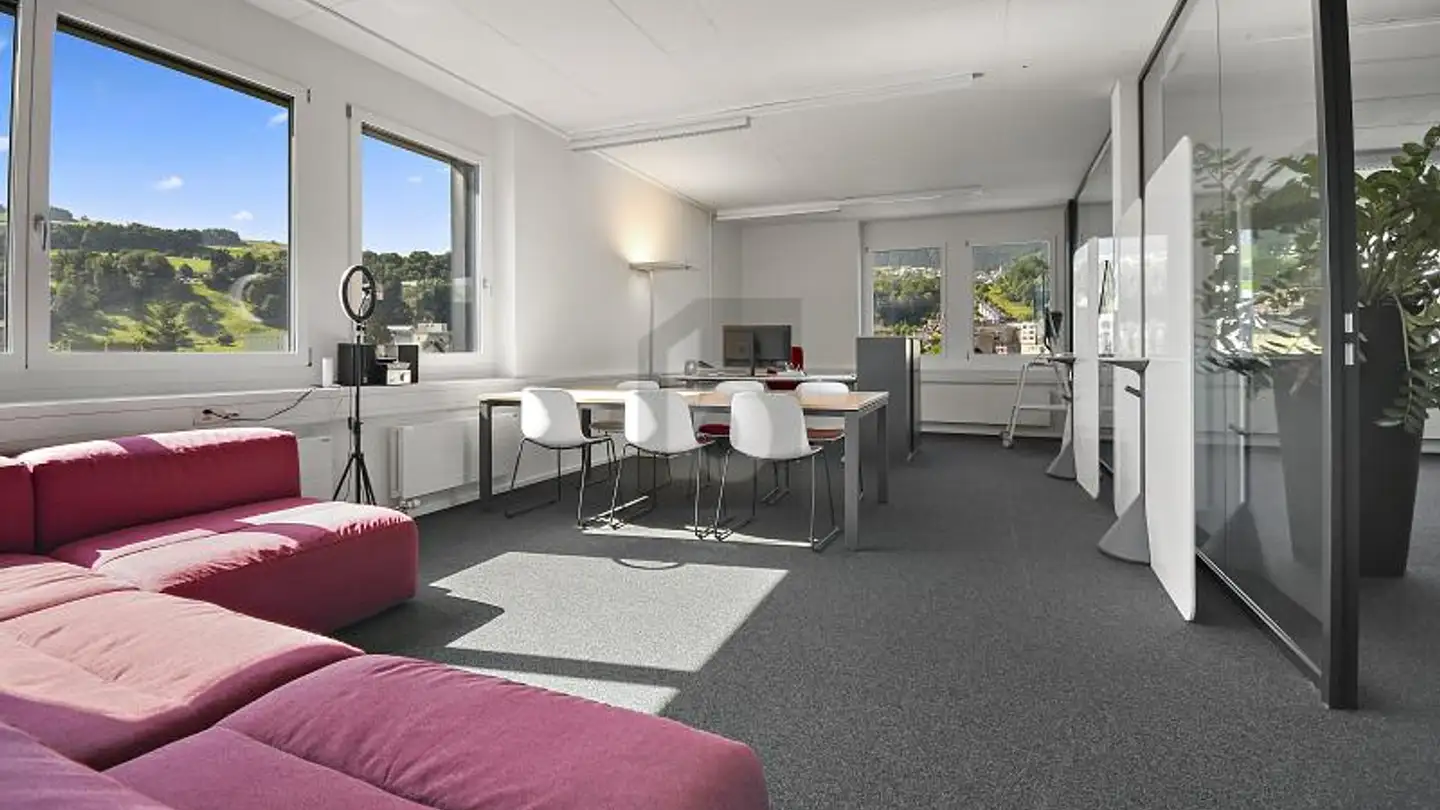 Office space for rent - 8832 Wollerau - Photo 3