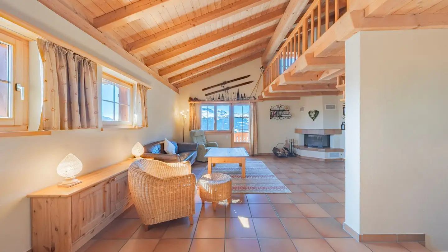 Semi-detached house for sale - 7155 Ladir