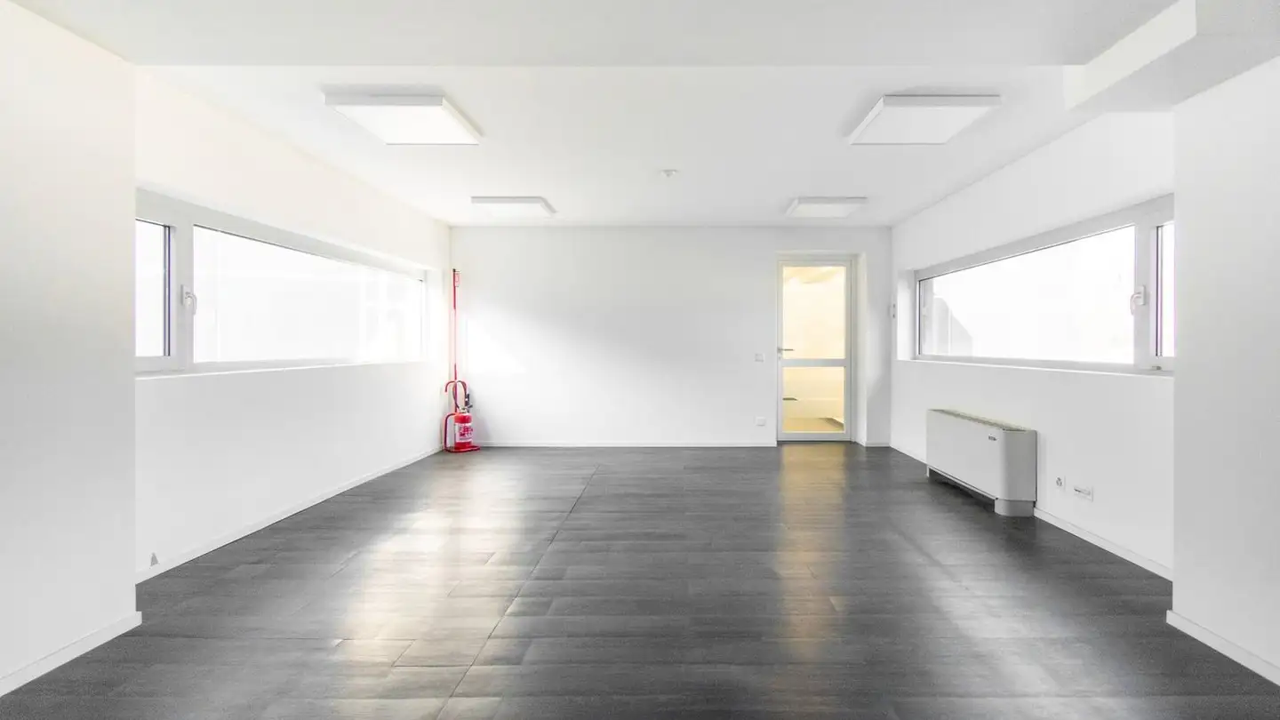 Spazio ufficio in affitto - 6814 Lamone