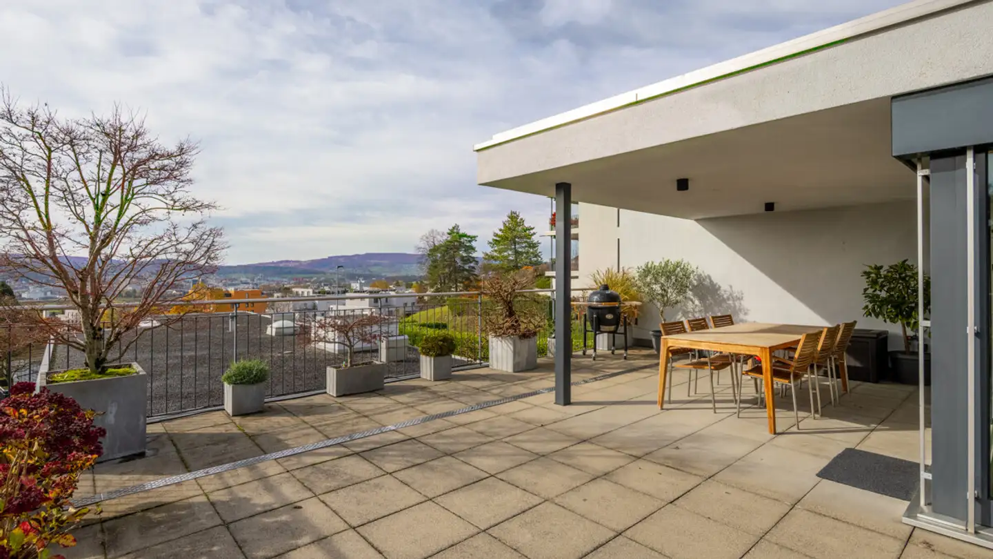 Attico in affitto - 8102 Oberengstringen