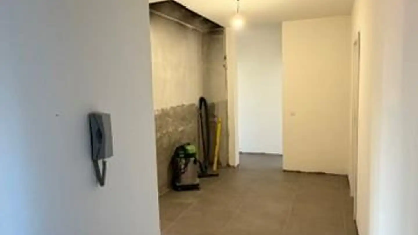 Wohnung mieten - Via Cantonale 10, 6814 Cadempino - Foto 4