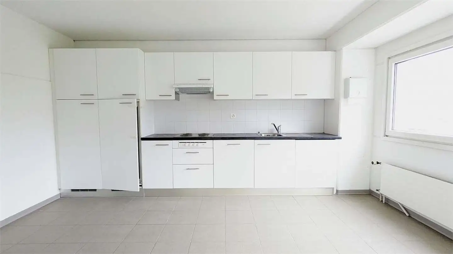 Office space for rent - 6930 Bedano - Photo 4