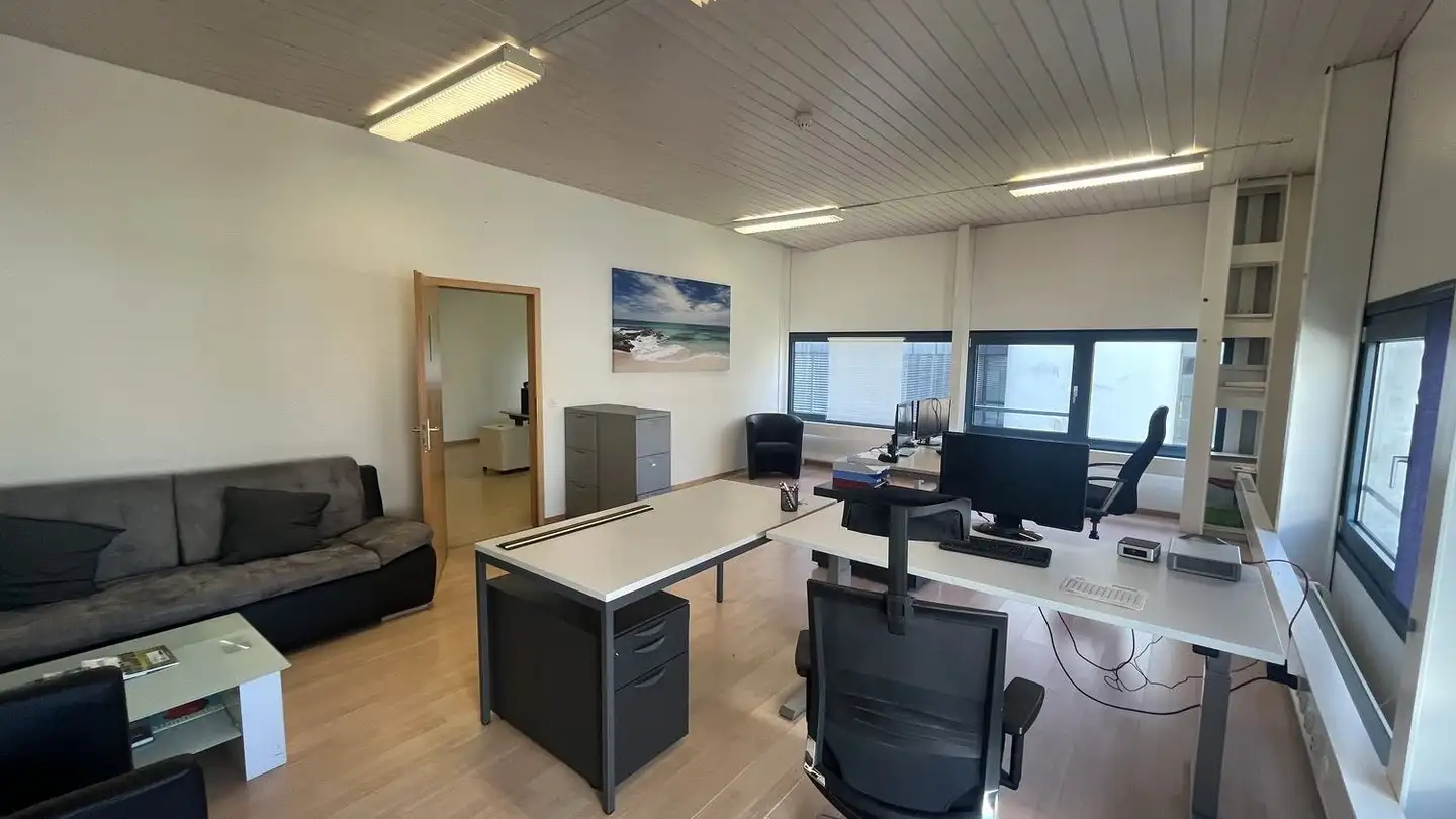 Spazio ufficio in affitto - Langenhagstrasse 1, 4147 Aesch BL