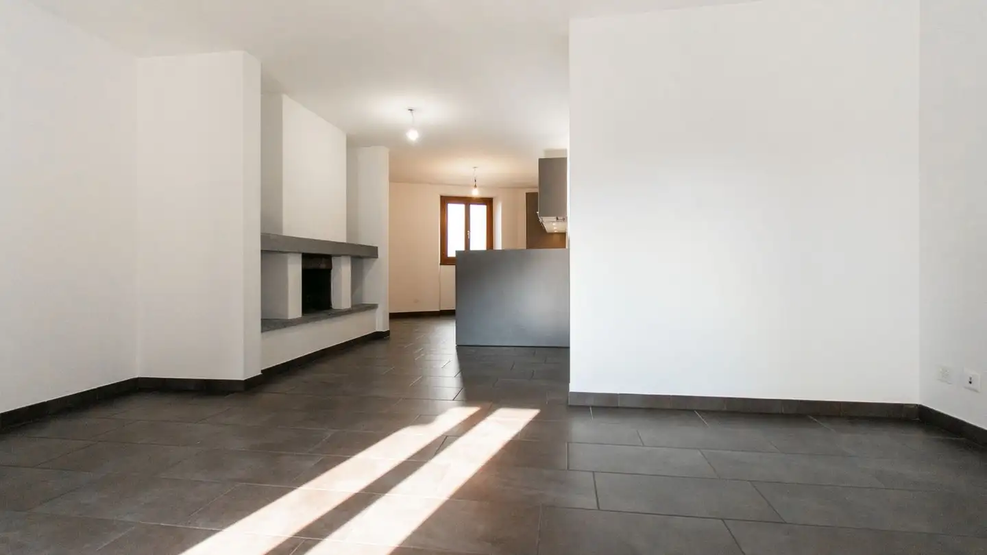 Wohnung mieten - Via Cantonale 15, 6930 Bedano