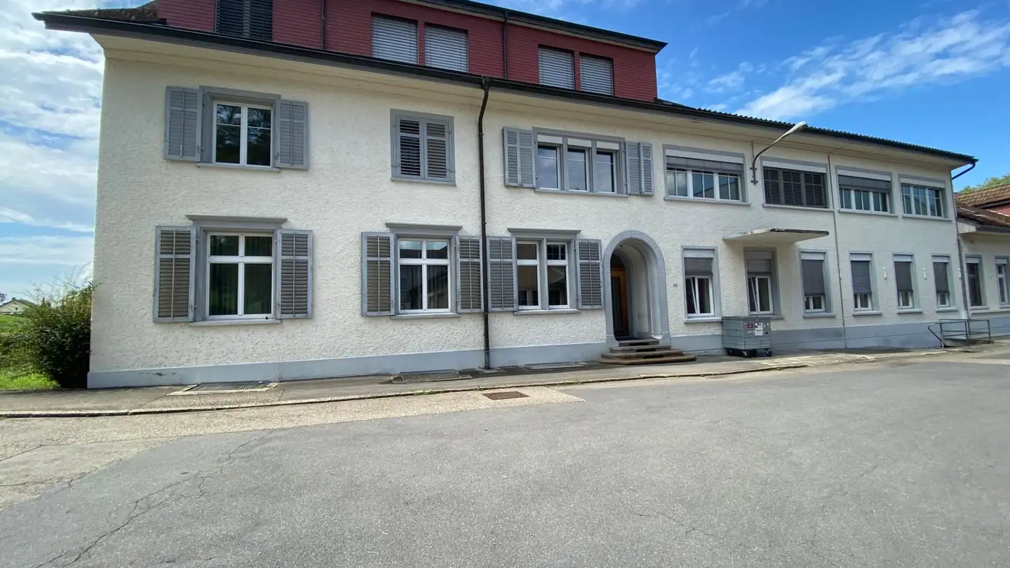 Bürofläche mieten - Walderstrasse 125, 8630 Rüti ZH