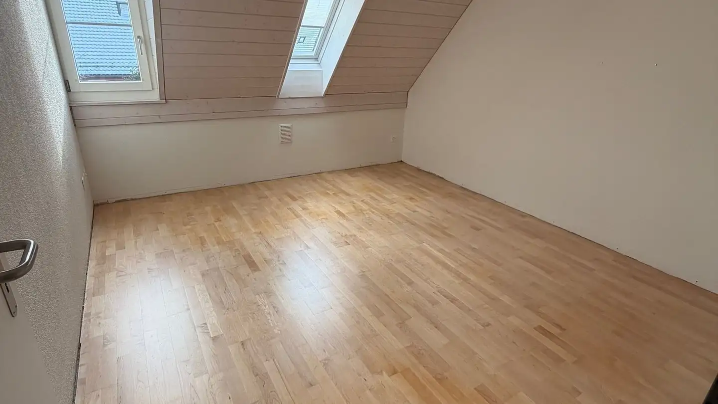 Attique à louer - Bahnweg 6, 8192 Glattfelden - Photo 2