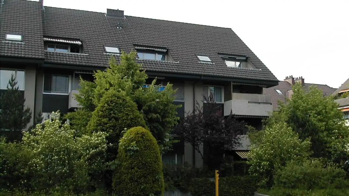 Outdoor parking space for rent - Von May-Strasse 28, 3604 Thun