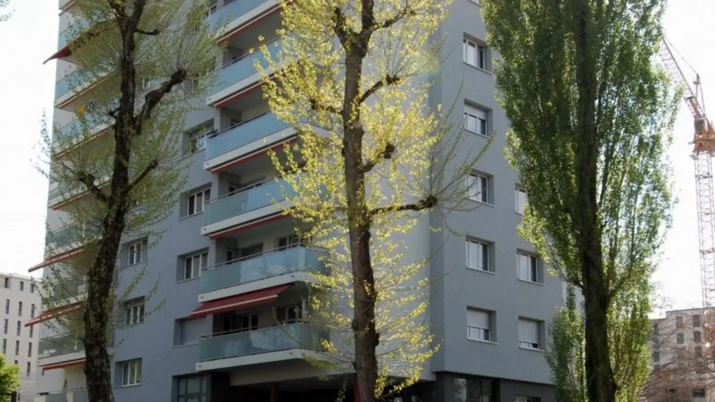 Outdoor parking space for rent - Route De Champriond 5, 1700 Fribourg