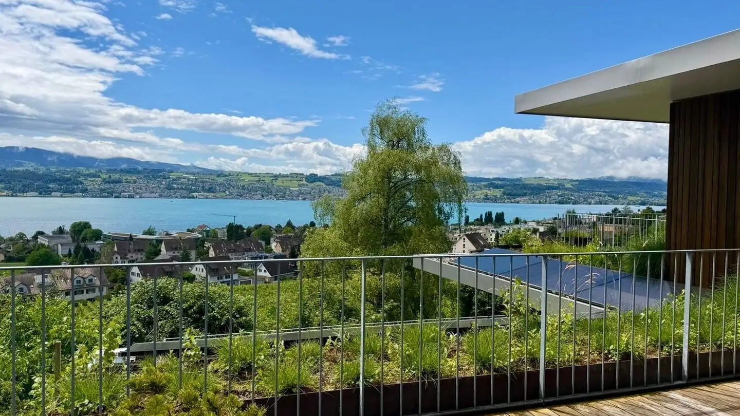 Appartement en terrasse à louer - Sonnenbergstrasse 27, 8708 Männedorf