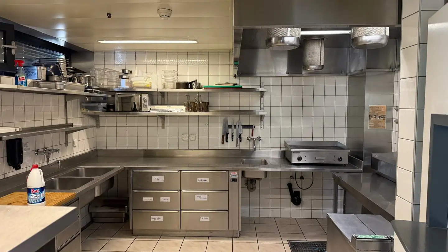 Ristorante in affitto - Chemin Des Vergers 20, 2520 La Neuveville - Photo 2