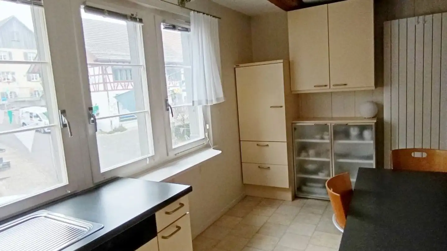 Attic flat for rent - Dorfstrasse 11, 8248 Uhwiesen - Photo 3