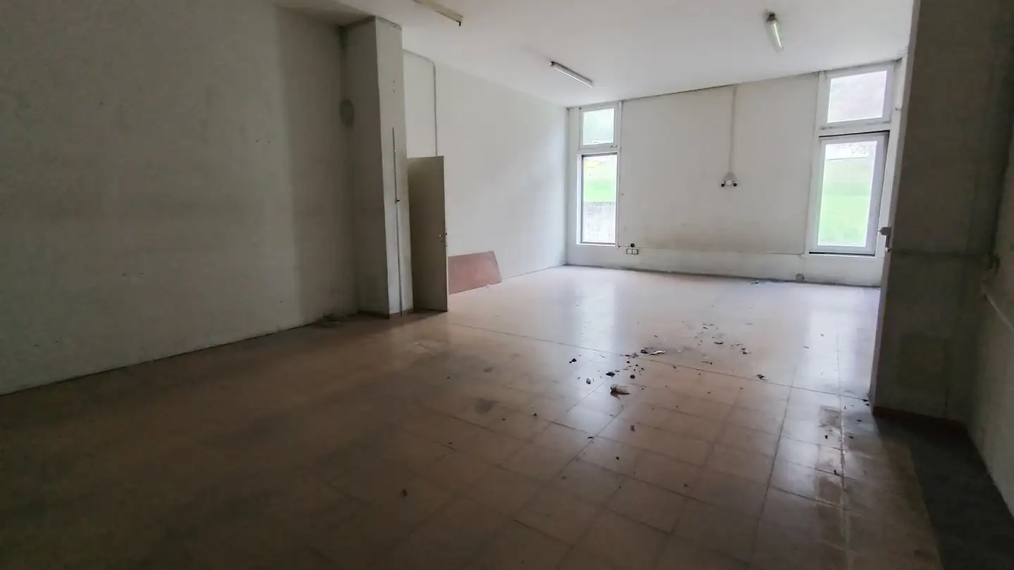 Grande magazzino in affitto - Via Cantonale 19, 6805 Mezzovico - Foto 4