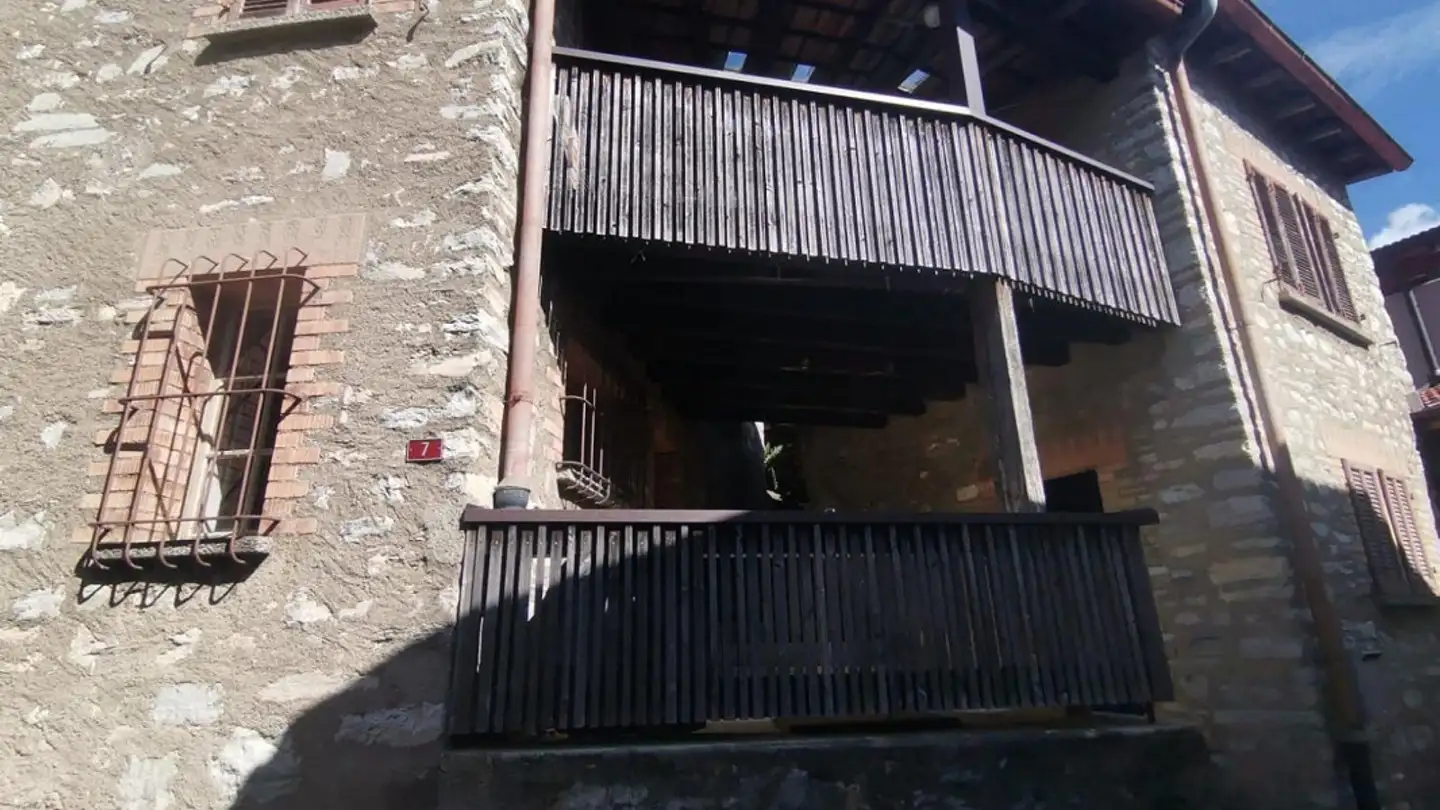 Maison individuelle à vendre - 6837 Bruzella