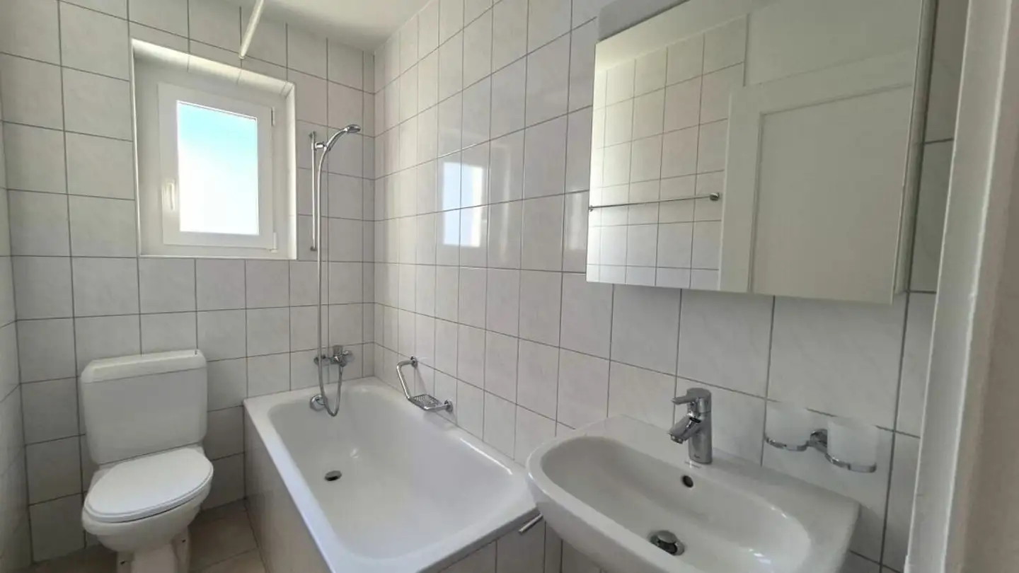 Appartamento in affitto - Avenue Charles-Naine, 2300 La Chaux-de-Fonds - Photo 2