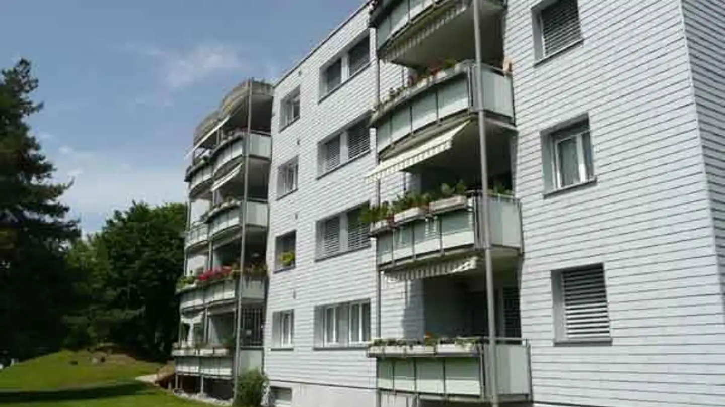 Apartment for rent - Pfaffbergstrasse 7, 8330 Pfäffikon ZH - Photo 2