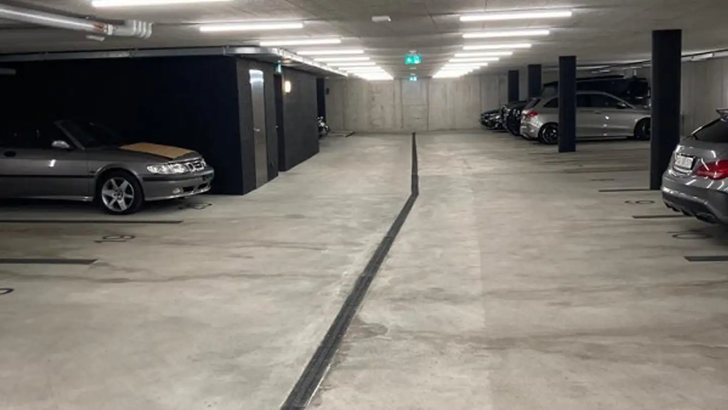 Tiefgaragenstellplatz mieten - Peter-Und-Paul-Strasse 44, 9010 St. Gallen