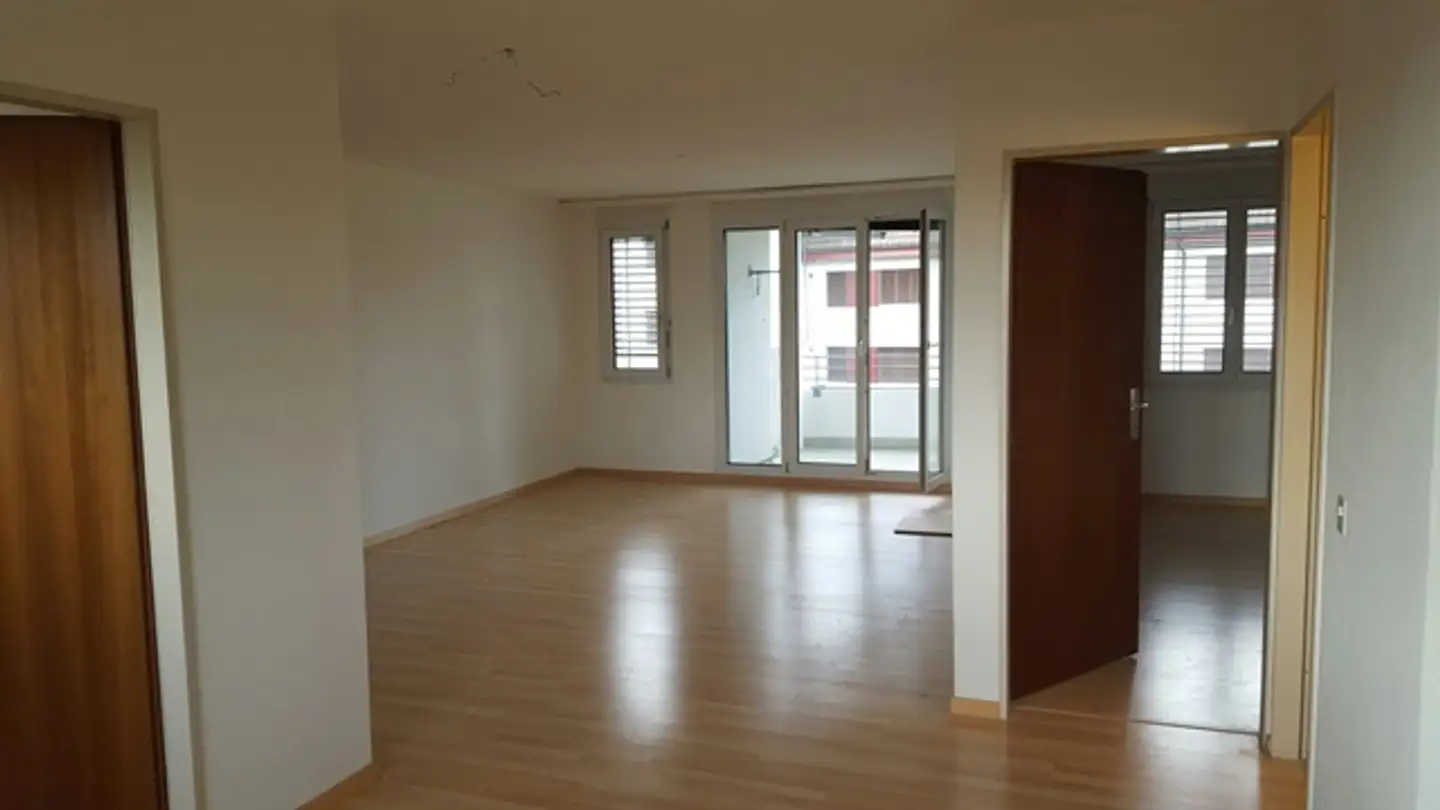 Apartment for rent - Hönggerstrasse 92, 8105 Regensdorf - Photo 4