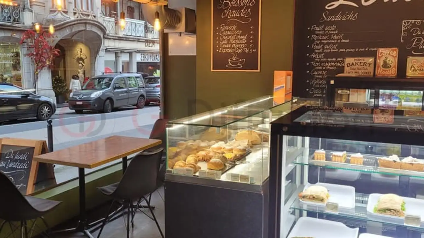 Commercial for rent - 1820 Montreux