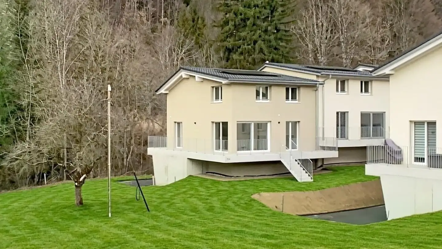 Single house for rent - Impasse Du Bas Du Steckel 23, 1634 La Roche FR - Photo 3