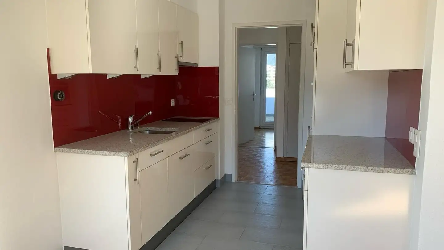 Apartment for rent - Bahnhofstrasse 17, 3930 Visp - Photo 2