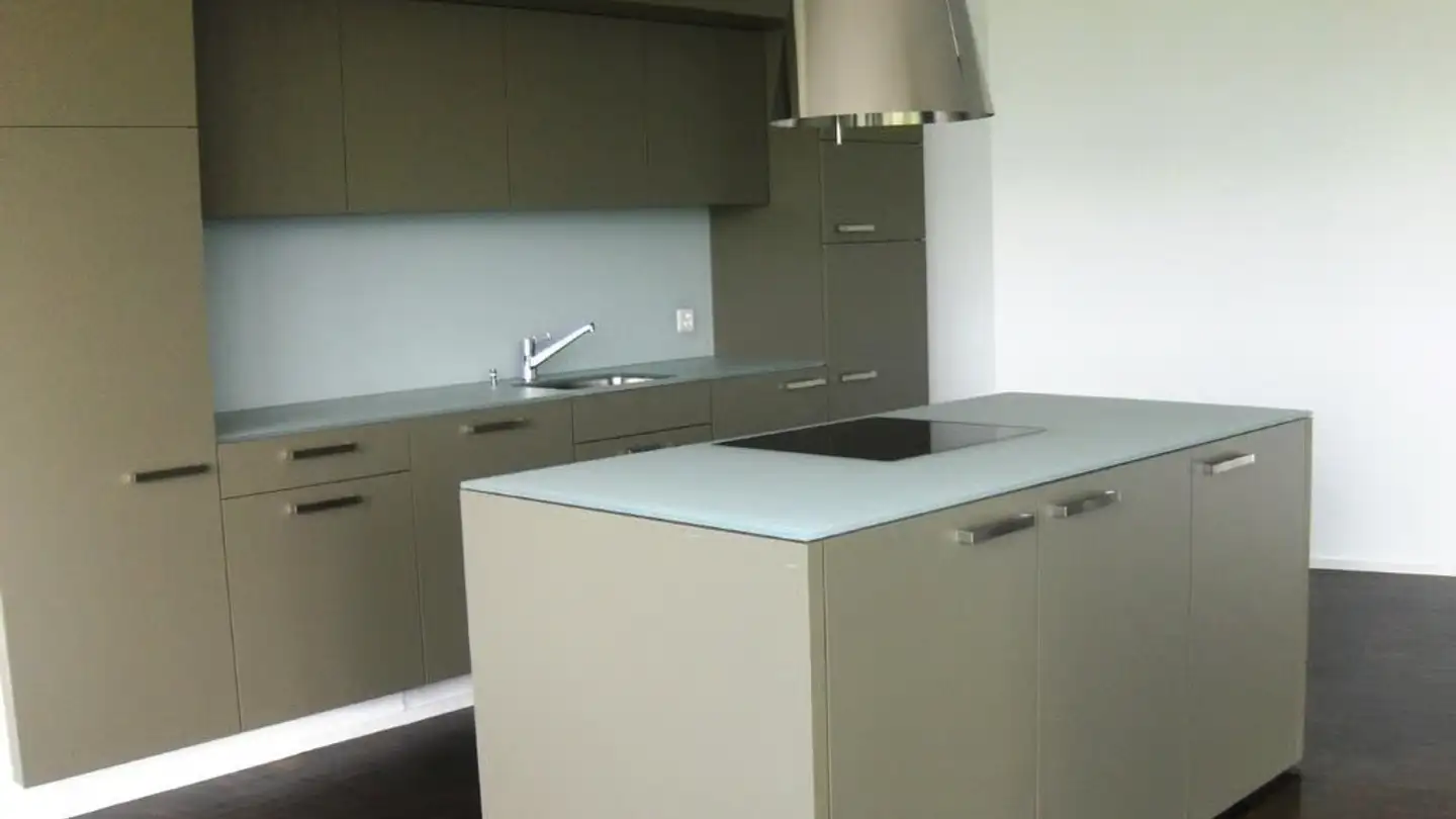 Loft à louer - Pfäffikerstrasse 34, 8610 Uster - Photo 2