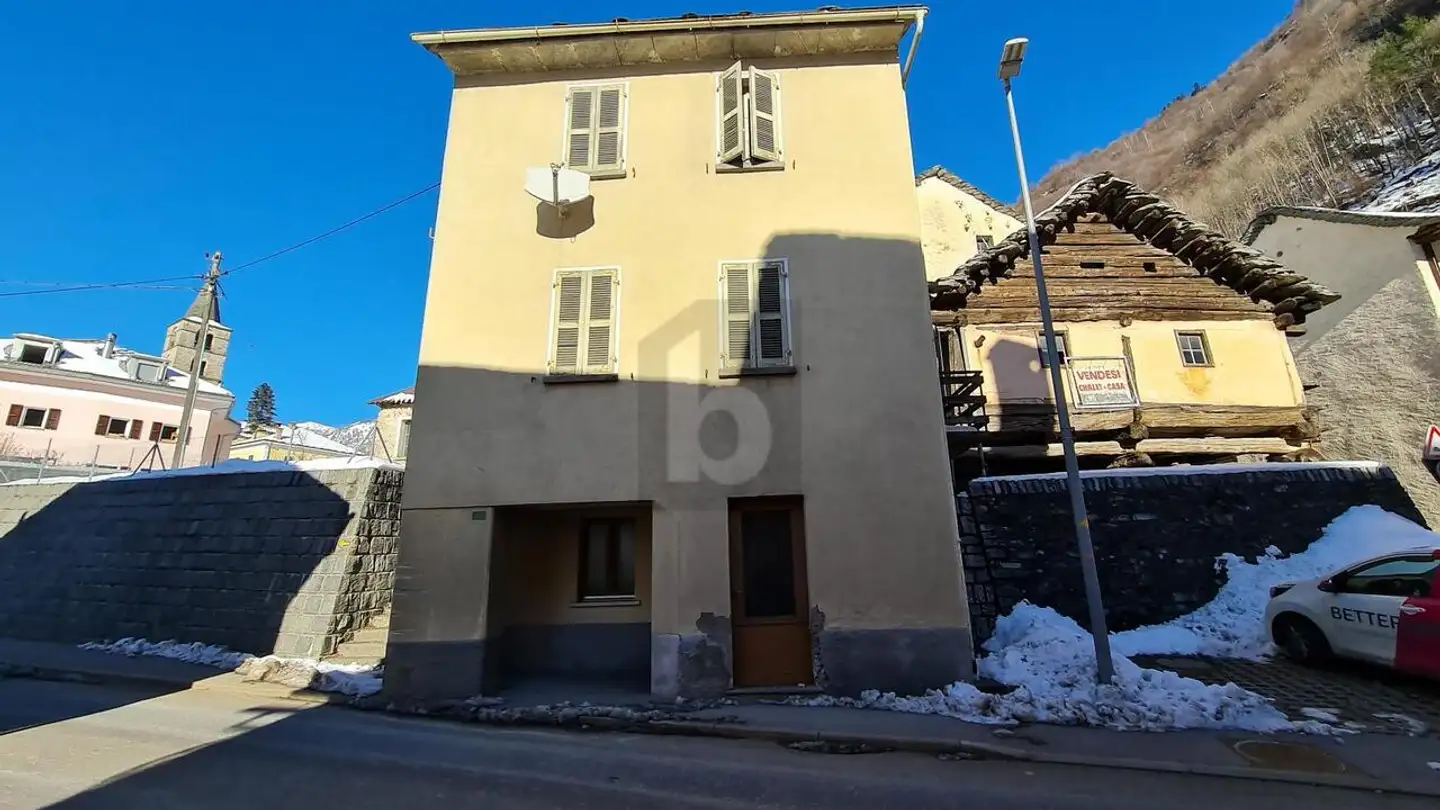Einfamilienhaus kaufen - 6719 Aquila