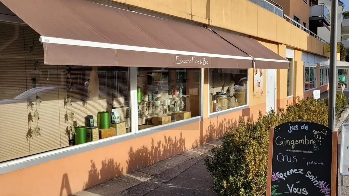 Shop for sale - 1610 Oron-la-Ville
